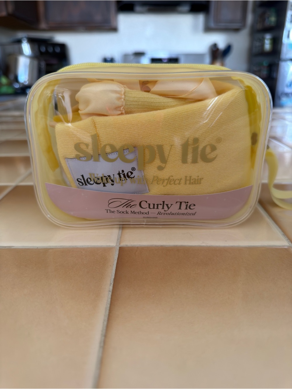 Sleepy Tie The Curly Tie
